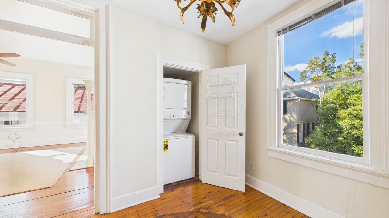 52 S Battery Photo 19