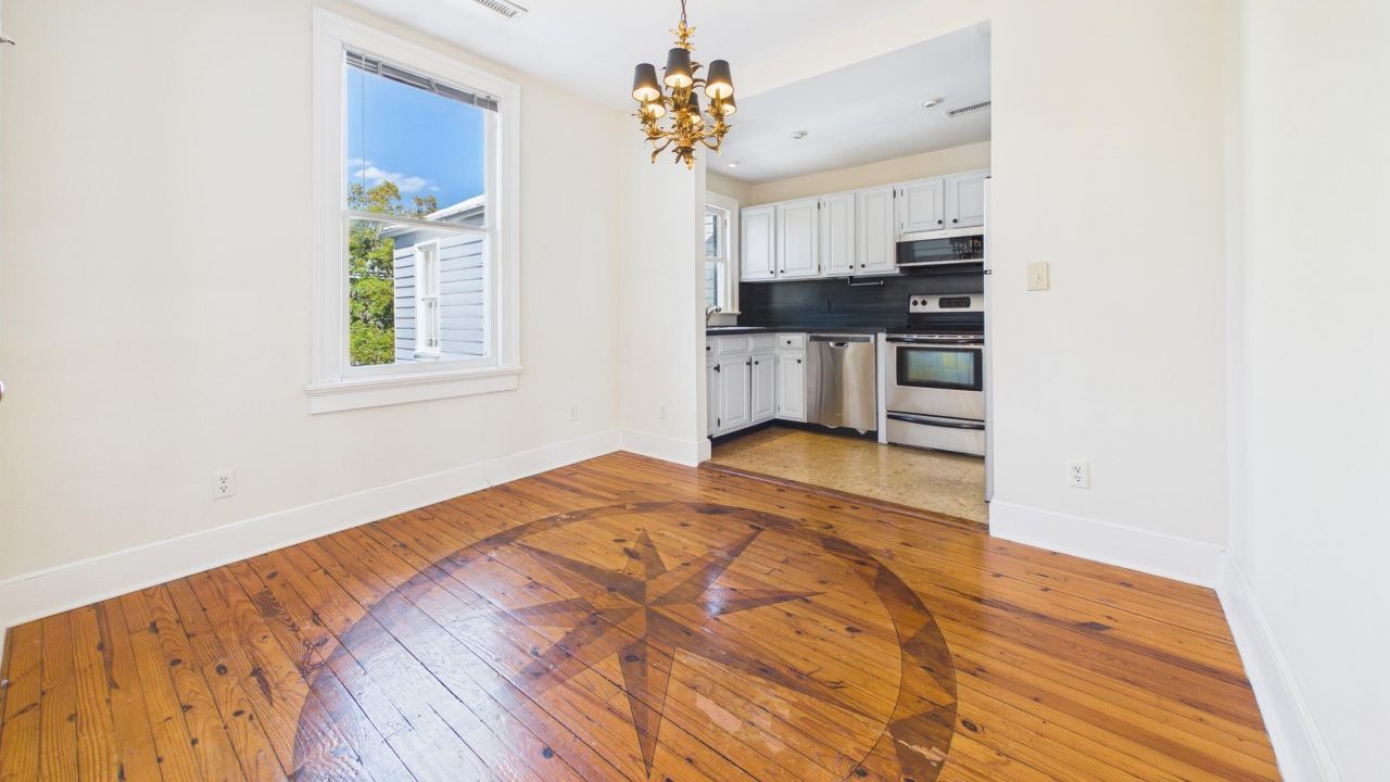 52 S Battery Photo 7