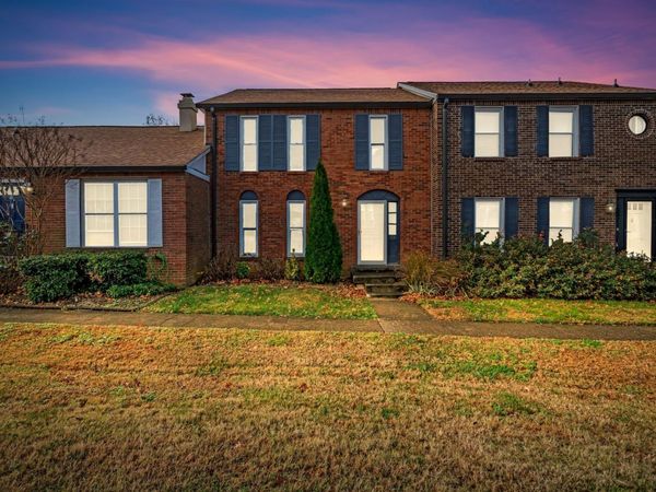 318 Huntington Ridge Dr, Nashville, TN 37211