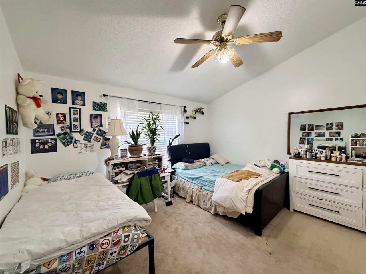 113 Chippenham Circle Photo 16