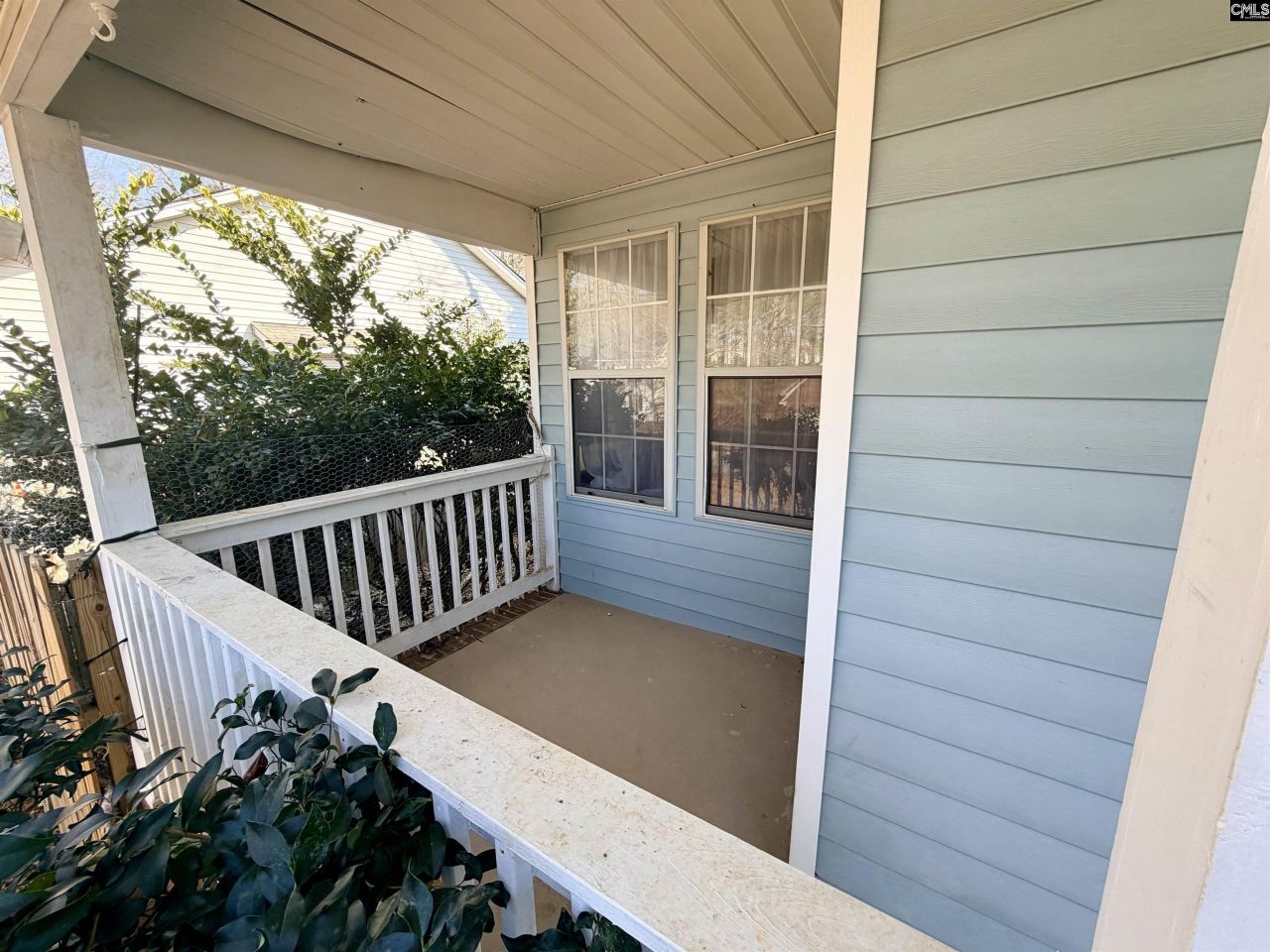 113 Chippenham Circle Photo 24