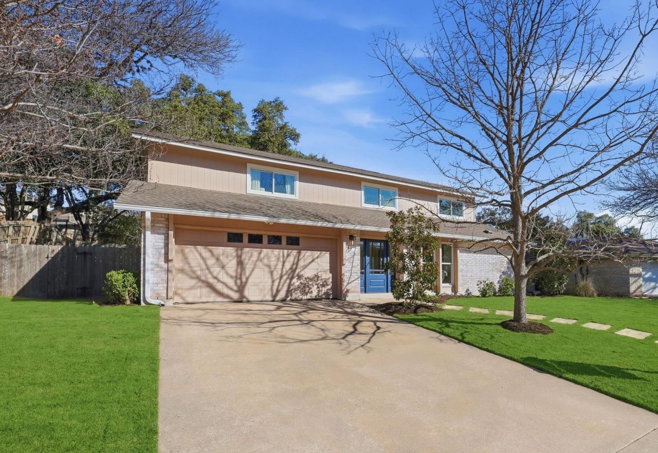 3500 Peregrine Falcon Dr, Austin, TX 78746 Main Photo