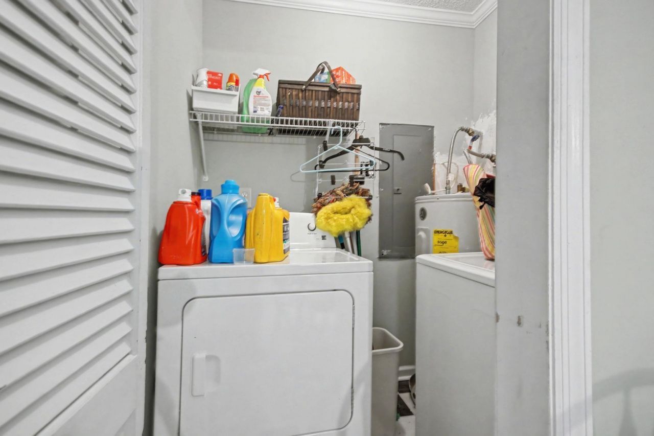 2713 Rion St. Photo 20