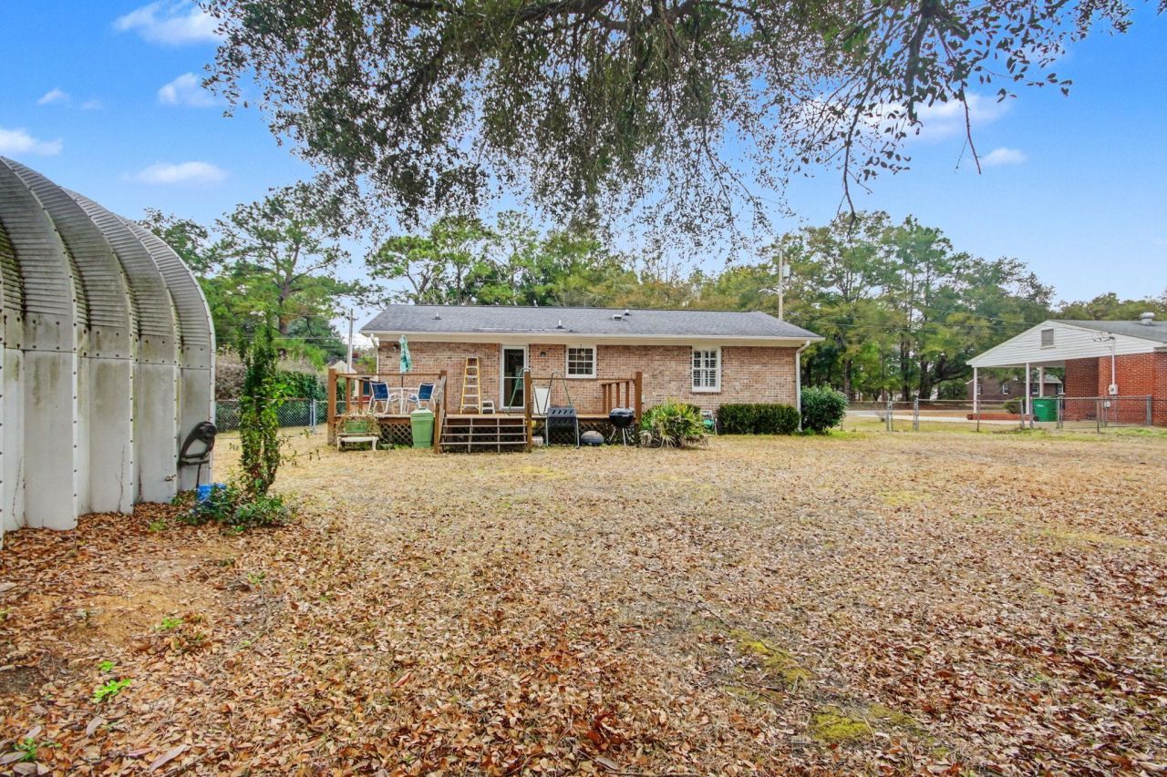 2713 Rion St. Photo 26