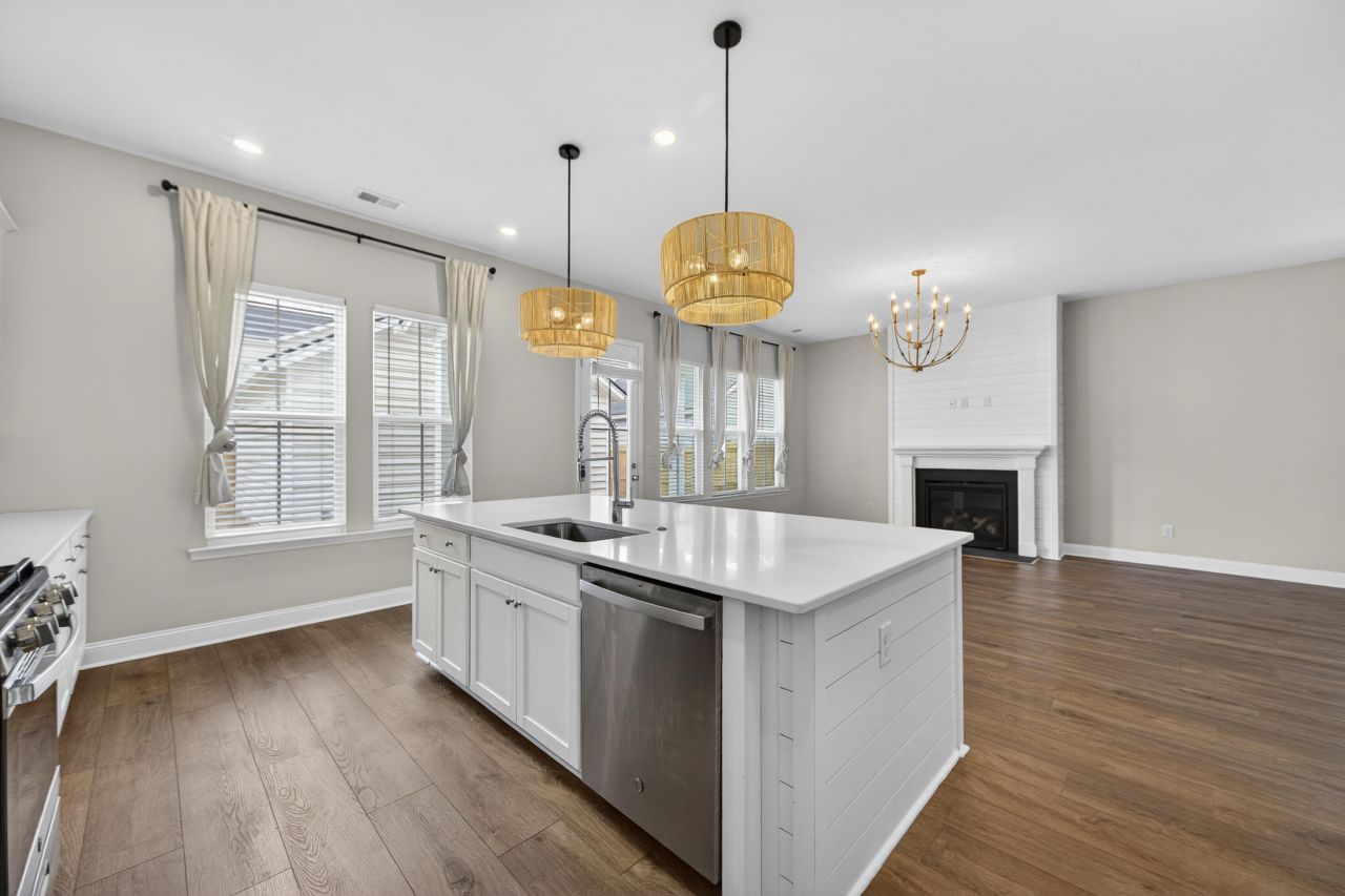 1014 Shore Lap Photo 17