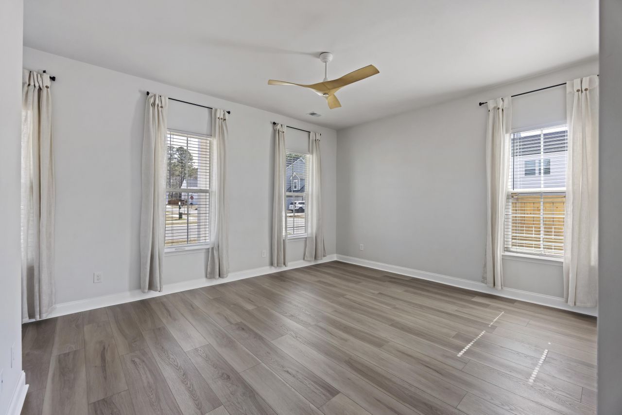 1014 Shore Lap Photo 24