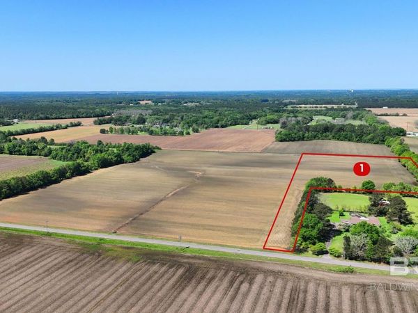 20407 West Boulevard, Silverhill, AL 36576