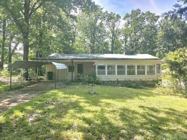 42 Pontiac Road, Cherokee Village, AR 72529
