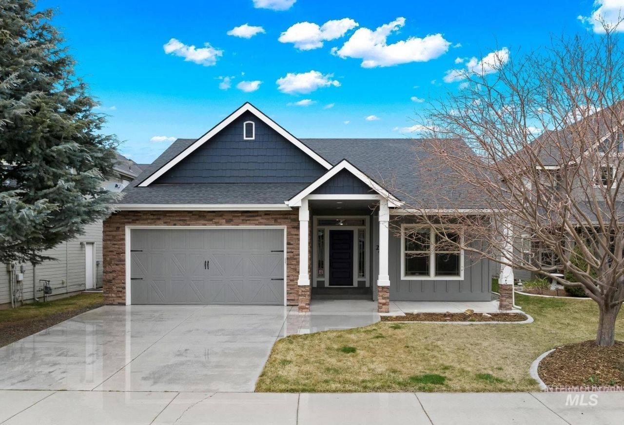 242 E Ryegate Dr, Meridian, ID 83646 Main Photo