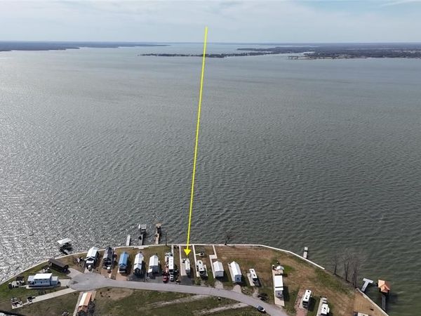 6454 Peninsula Road , Kerens, TX 75144