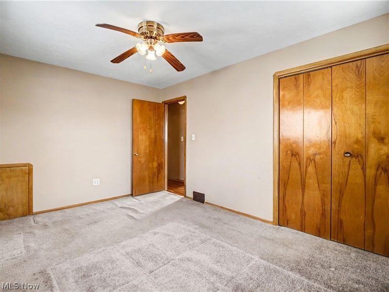 15424 Holland Road, Brook Park, OH 44142 Photo 13