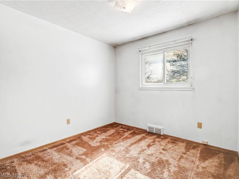 15424 Holland Road, Brook Park, OH 44142 Photo 14