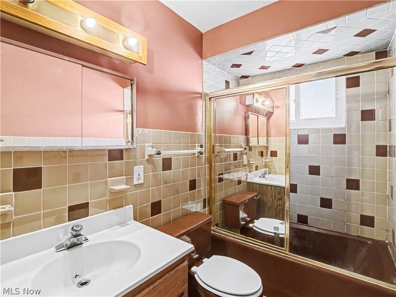 15424 Holland Road, Brook Park, OH 44142 Photo 16