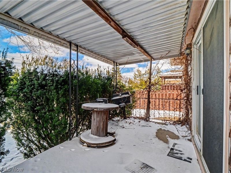 15424 Holland Road, Brook Park, OH 44142 Photo 21