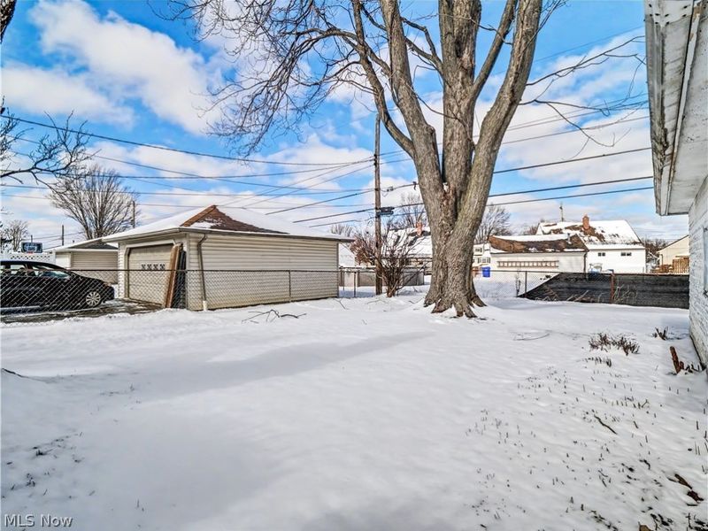 15424 Holland Road, Brook Park, OH 44142 Photo 23