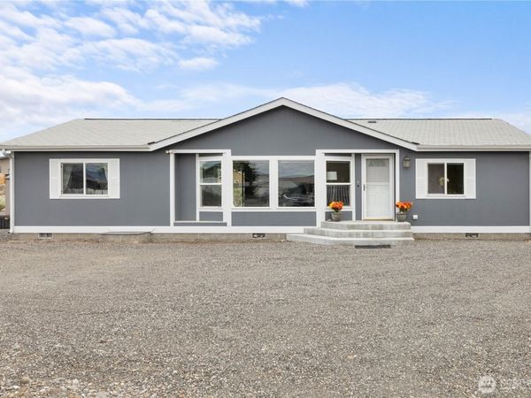 101 Lake Place SW, Unit 328, Mattawa, WA 99349