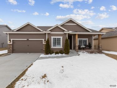 6406 S 213 Street, Elkhorn, NE 68022