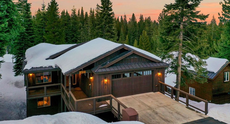 10935 Skislope Way, Truckee, CA 96161 Photo