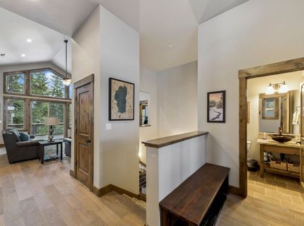 10935 Skislope Way, Truckee, CA 96161 Photo