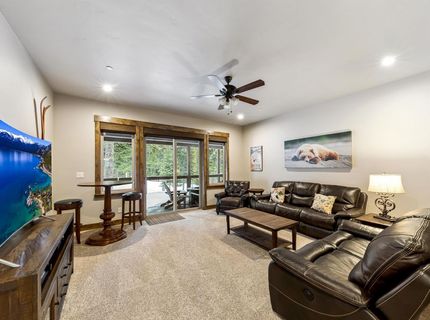 10935 Skislope Way, Truckee, CA 96161 Photo