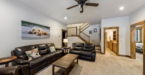 10935 Skislope Way, Truckee, CA 96161 Photo