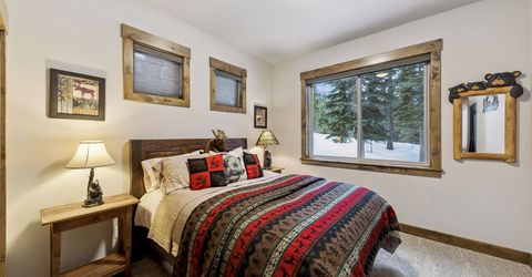 10935 Skislope Way, Truckee, CA 96161 Photo