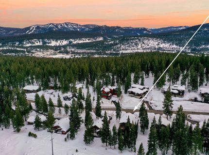 10935 Skislope Way, Truckee, CA 96161 Photo