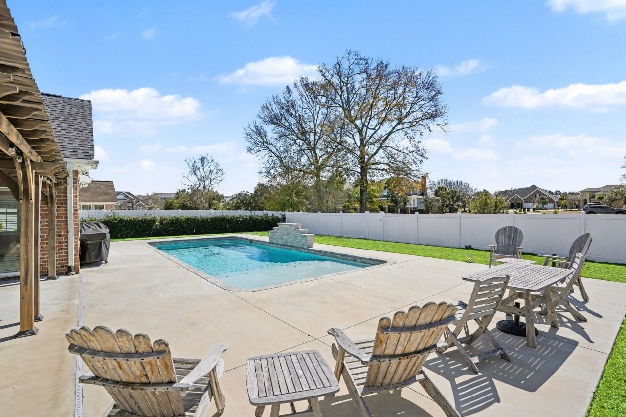 3750 Kingsley Dr. Photo 31