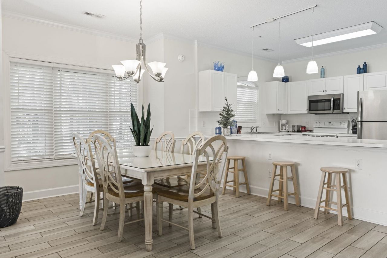 4881 Dahlia Ct.  Photo 10