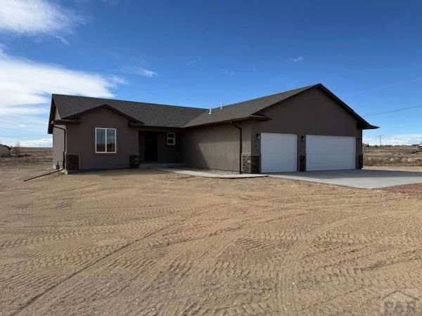 736 E Heron Dr, Pueblo West, CO 81007
