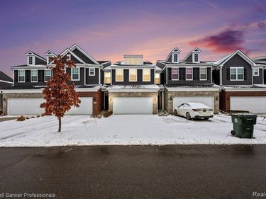 4883 Broomfield Way, Orion Twp, MI 48359