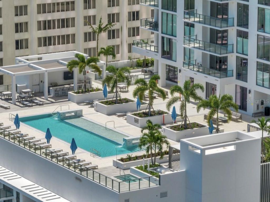 301 1st Street S, Unit 1704, Saint Petersburg, FL 33701 Photo