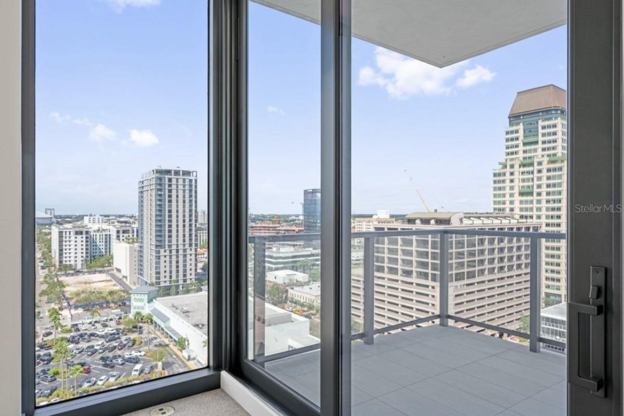 301 1st Street S, Unit 1704, Saint Petersburg, FL 33701 Photo