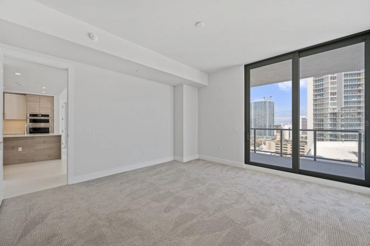 301 1st Street S, Unit 1704, Saint Petersburg, FL 33701 Photo