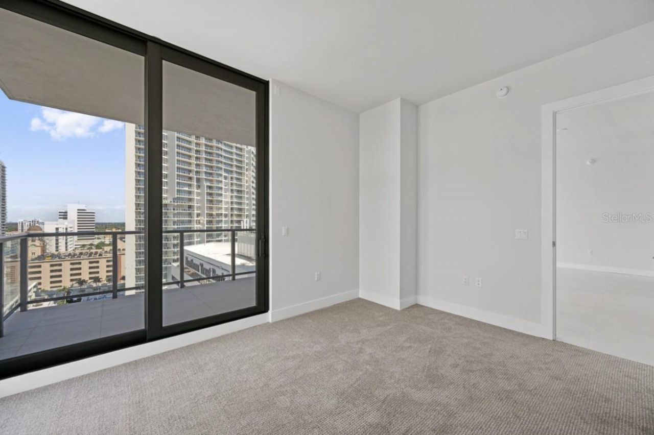 301 1st Street S, Unit 1704, Saint Petersburg, FL 33701 Photo