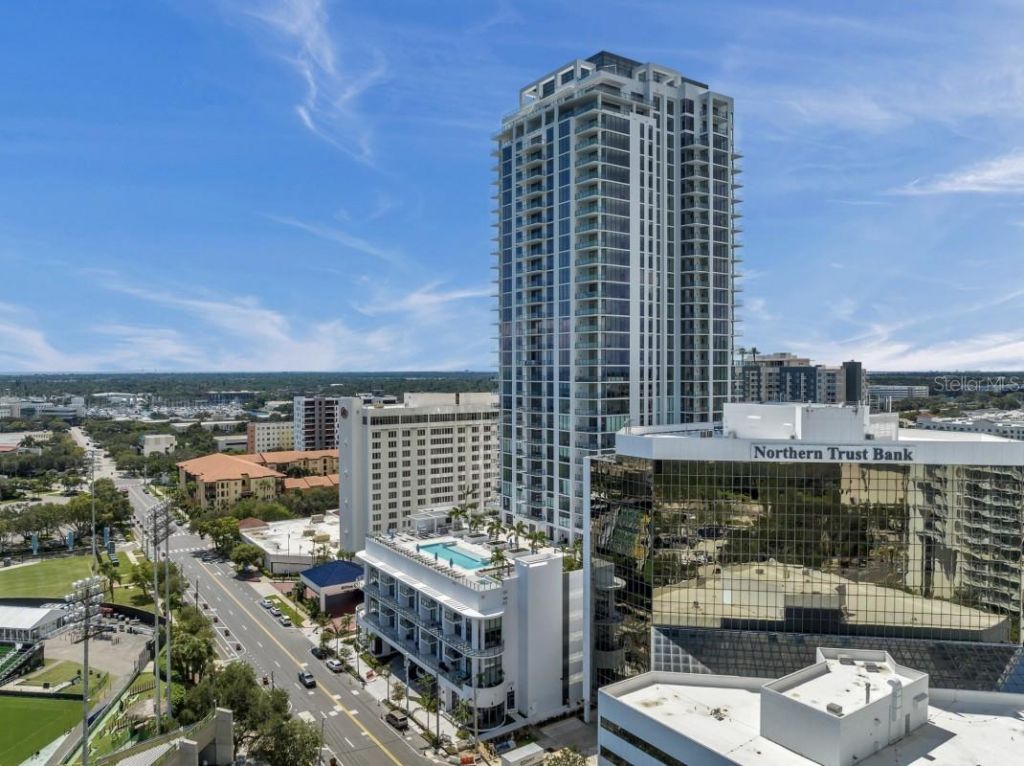 301 1st Street S, Unit 1704, Saint Petersburg, FL 33701 Photo