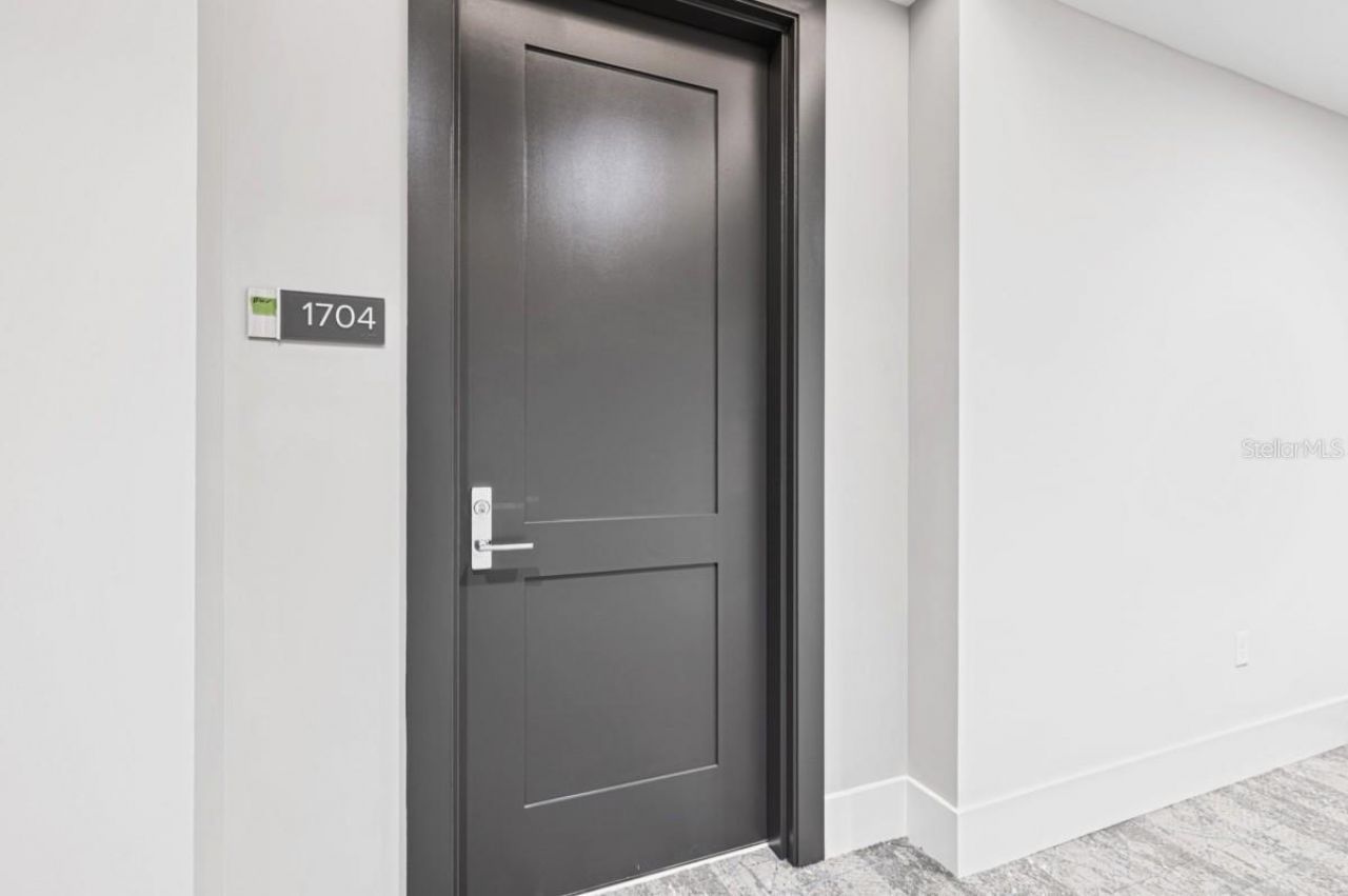 301 1st Street S, Unit 1704, Saint Petersburg, FL 33701 Photo