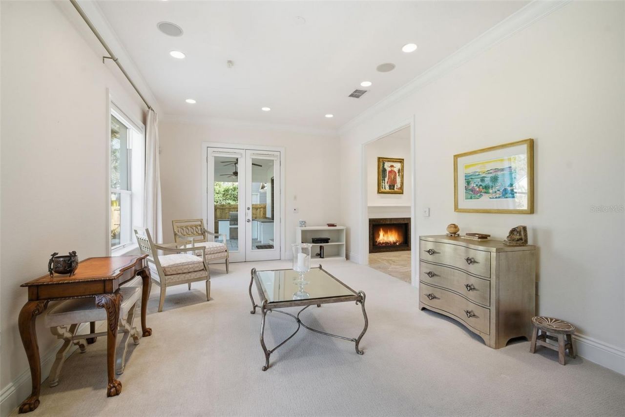 4117 W Azeele Street, Tampa, FL 33609 Photo