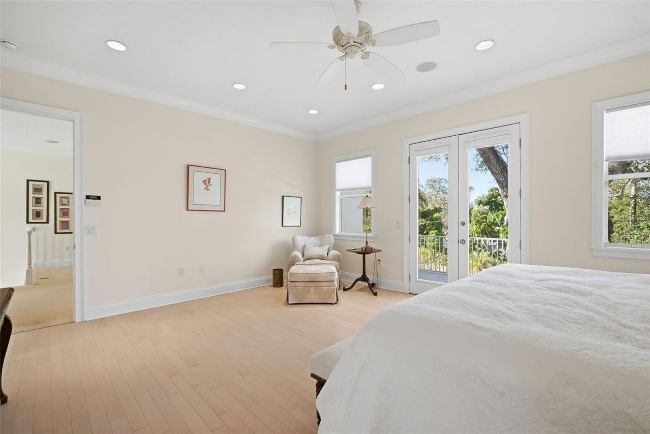 4117 W Azeele Street, Tampa, FL 33609 Photo
