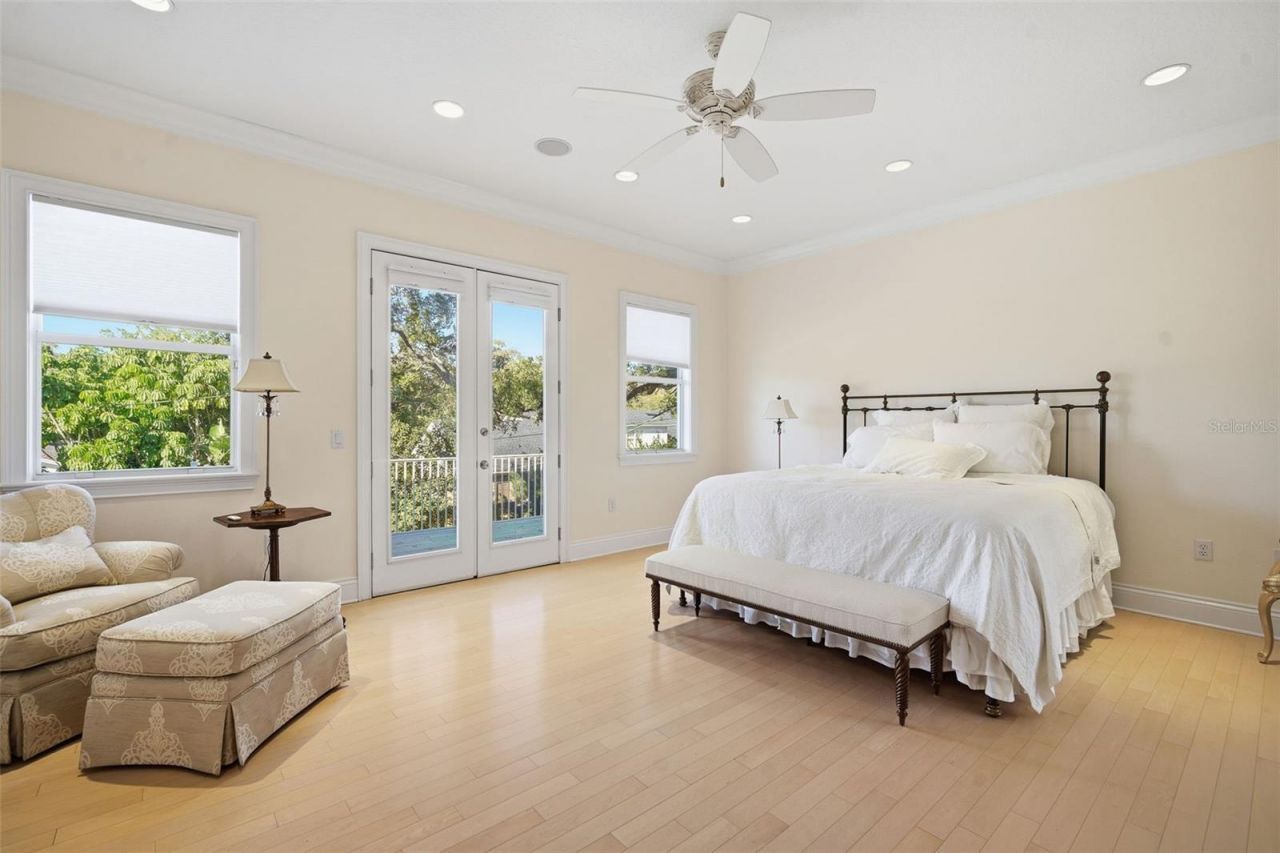 4117 W Azeele Street, Tampa, FL 33609 Photo
