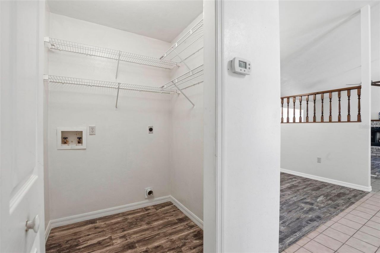 534 SW Thorne Lane, Fort White, FL 32038 Photo