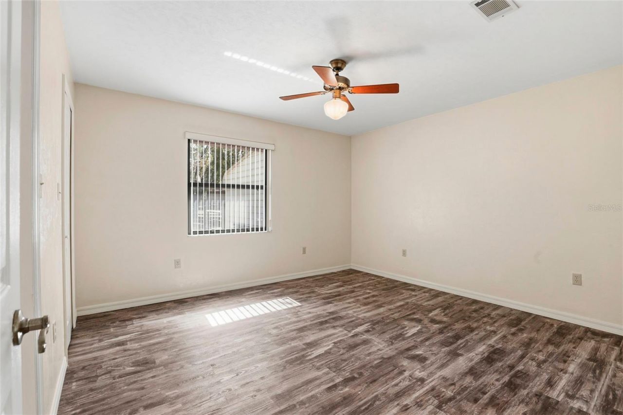 534 SW Thorne Lane, Fort White, FL 32038 Photo