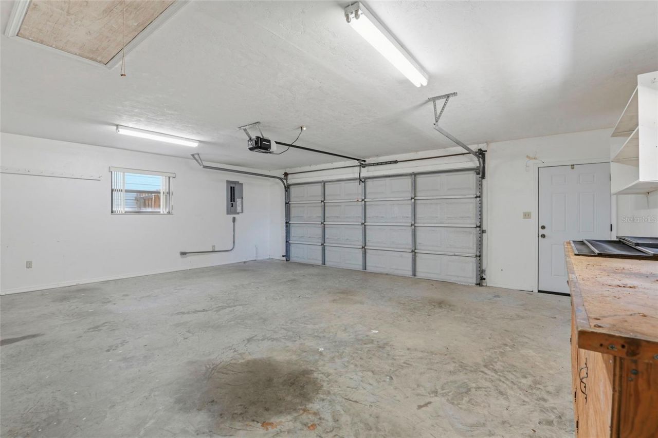 534 SW Thorne Lane, Fort White, FL 32038 Photo