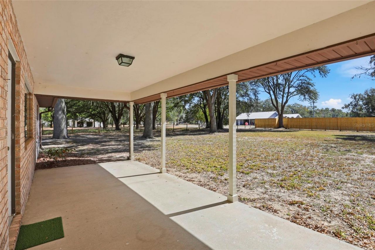 534 SW Thorne Lane, Fort White, FL 32038 Photo