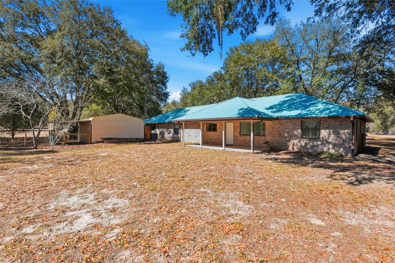 534 SW Thorne Lane, Fort White, FL 32038 Photo