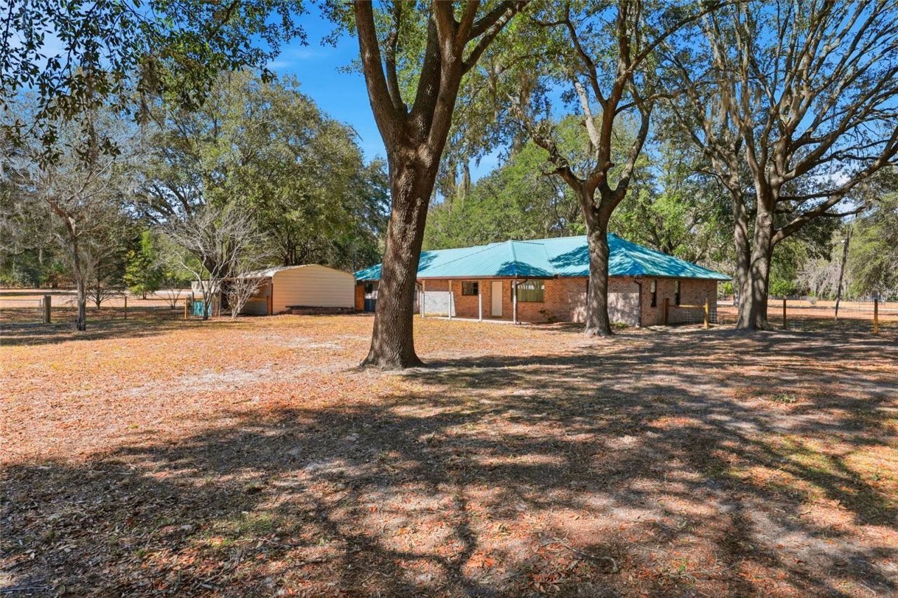 534 SW Thorne Lane, Fort White, FL 32038 Photo