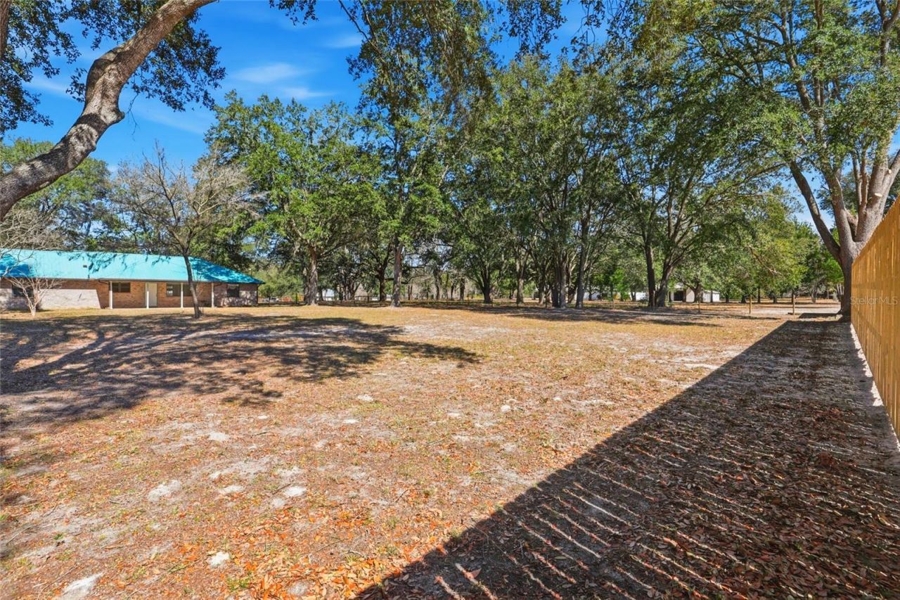 534 SW Thorne Lane, Fort White, FL 32038 Photo