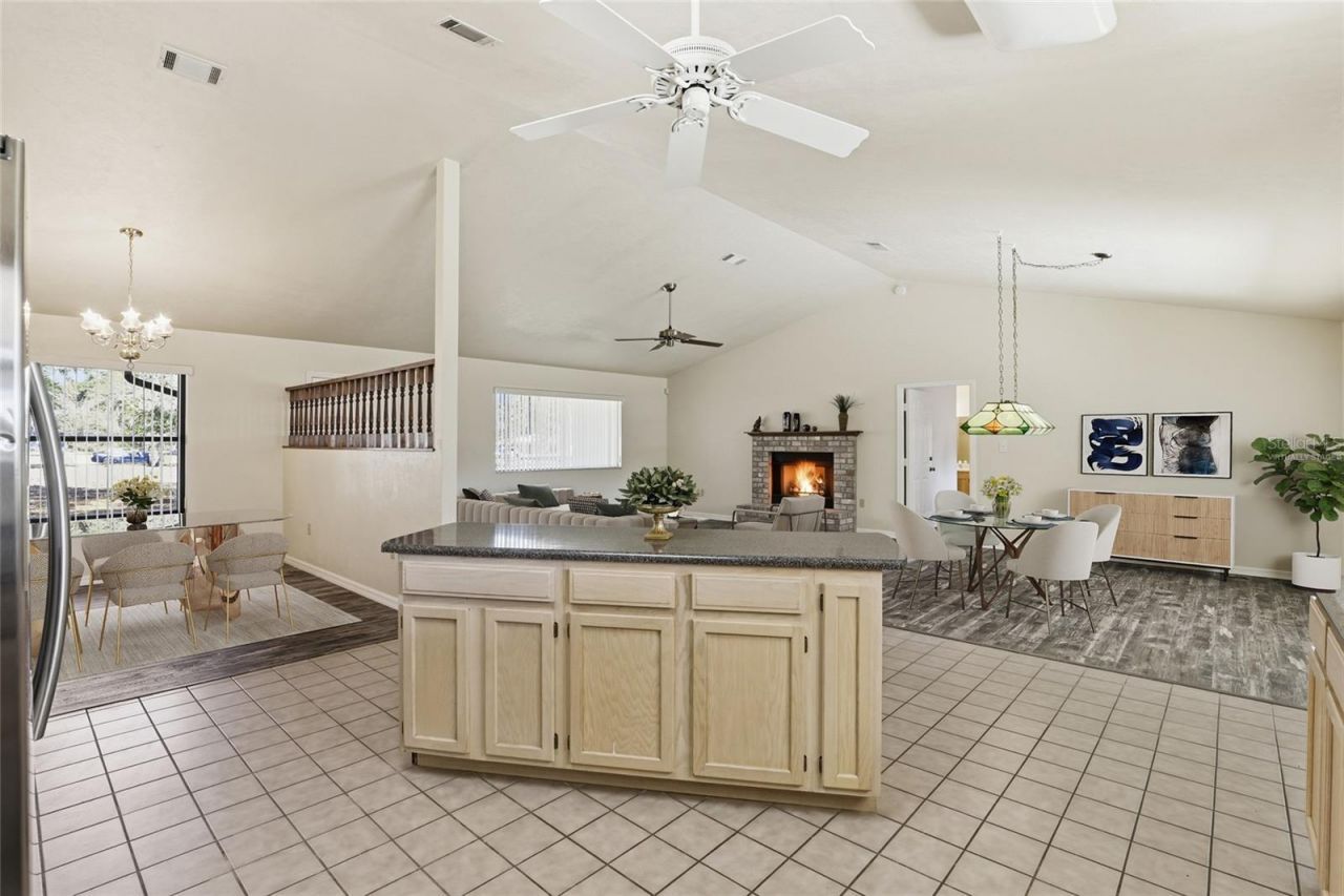 534 SW Thorne Lane, Fort White, FL 32038 Photo