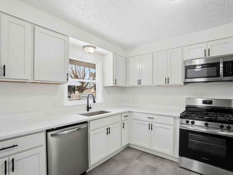 1035 E Fulton Street , Columbus, OH 43227 Photo 16