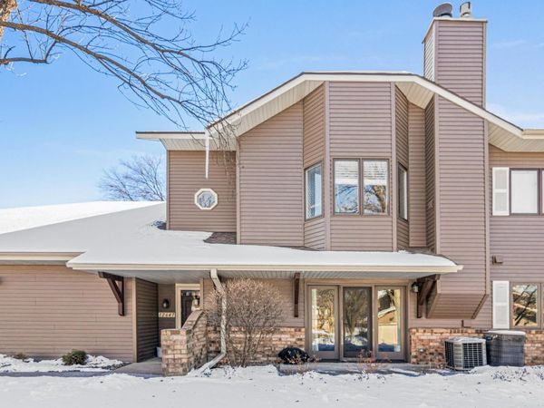 12645 Sherwood Place, Minnetonka, MN 55305
